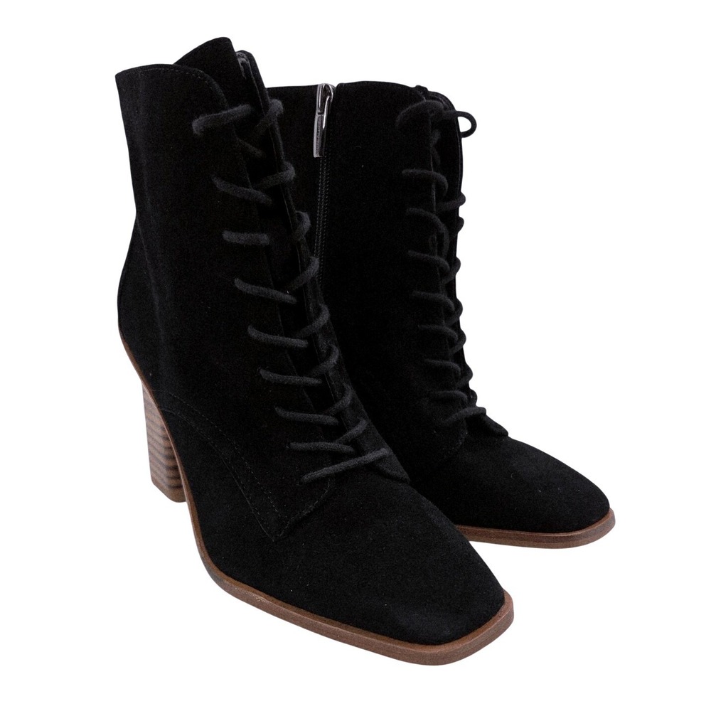 Vince Camuto "Dreveri" Lace Up Ankle Boot- Size 7